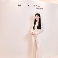 Penggemar dapat menantikan aksi Song Hye Kyo dan Gong Yoo sebagai dua sahabat dalam mengejar cita-citanya di industri hiburan. Drama berlatar tahun 1960-an hingga 1980-an, Show Business, akan tayang di Netflix tahun ini. Foto: dok. Instagram @michaachannel
