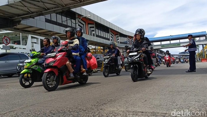 Suasana arus balik di Pelabuhan Bakaheuni Lampung