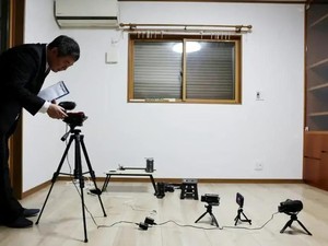 Ada Jasa Cek Rumah Berhantu, Pakai Sains Bukan Dukun