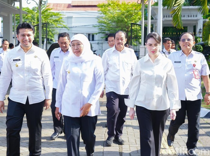 Wagub Emil Dardak dan Gubernur Khofifah Indar Parawansa