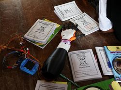 Bantu Siswa Tunarungu, Lengan Robot AI Ubah Ucapan Jadi Isyarat