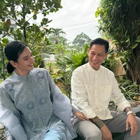 Dalam tulisannya, Citra mengaku bersyukur punya kesempatan untuk pulang merayakan Idul Fitri bersama orang-orang tersayang. “Semoga hangatnya hari ini bisa kita simpan lama, bahkan setelah suasana mulai kembali biasa,” kata Citra.Foto: Instagram @ncit90