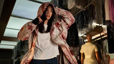 Jun Ji Hyun Berdarah-darah di Film Yeon Sang Ho Colony