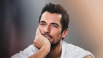 Supermodel David Gandy Ramal Industri Modeling akan 'Punah' Gara-Gara AI