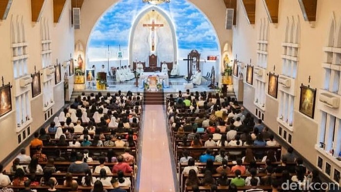 Foto: Ilustrasi Misa Pekan Suci di Gereja Katedral Medan
(Juita Sinuhaji/detikSumut)