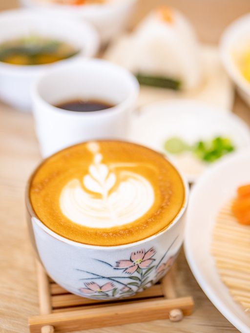 Ilutrasi ramen latte Ilutrasi ramen latte.