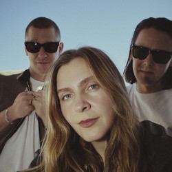 Era Baru Jungle Lewat Carry On