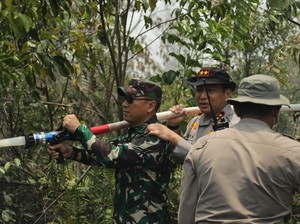Kapolda Riau Cek Karhutla di Dumai, Tegaskan Penegakan Hukum hingga Pencegahan