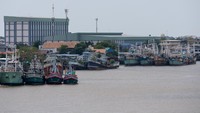 Sekitar 60 persen kapal nelayan di Samut Sakhon dilaporkan berhenti beroperasi akibat tekanan biaya. REUTERS/Chalinee Thirasupa