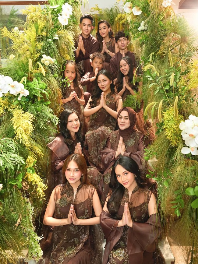 Foto Dekorasi Lebaran Rumah Rachel Vennya yang Curi Atensi, Bak Indoor Jungle
