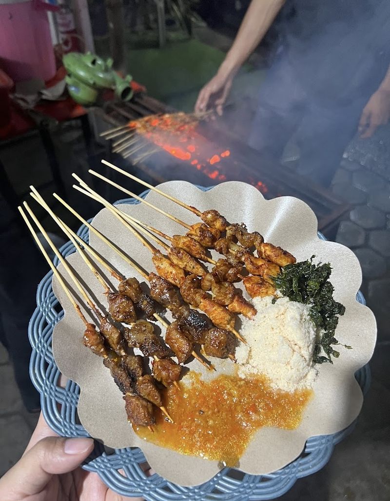 Sate Asin Pedas Bandung bisa dicoba.