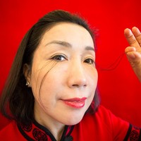 Pecahkan Rekor Dunia! Bulu Mata Wanita Ini Tumbuh Sampai ke Pipi