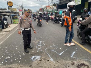 Anggota Satpol PP di Bogor Tewas Usai Tabrak Truk Kontainer Parkir