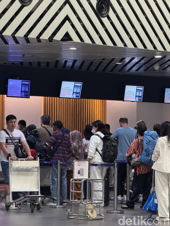 Puncak Arus Balik Lebaran Bandara Juanda Layani 50.782 Penumpang Sehari