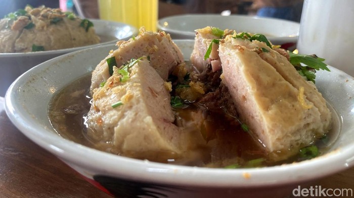 Bakso Olohok.
