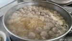 Mampir ke Wonogiri, Jangan Lupa Coba Bakso Legendaris dari 1980 Ini!