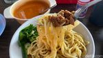 Mampir ke Wonogiri, Jangan Lupa Coba Bakso Legendaris dari 1980 Ini!