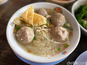Video: Cicip Bakso Asli Wonogiri di Kotanya Langsung, Gimana Rasanya?