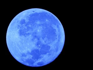 Kisah Bulan Jadi Biru dan Matahari Jadi Hijau, Gara-gara Indonesia