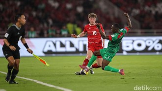 Ole Romeny Lihai Juga Jadi 'Pemain Nomor 10'!