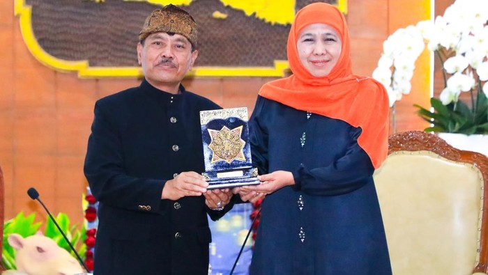 Gubernur Jatim Khofifah Indar Parawansa
