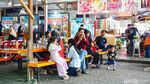 Kawasan Lenggang Jakarta Jadi Favorit Belanja Oleh-oleh