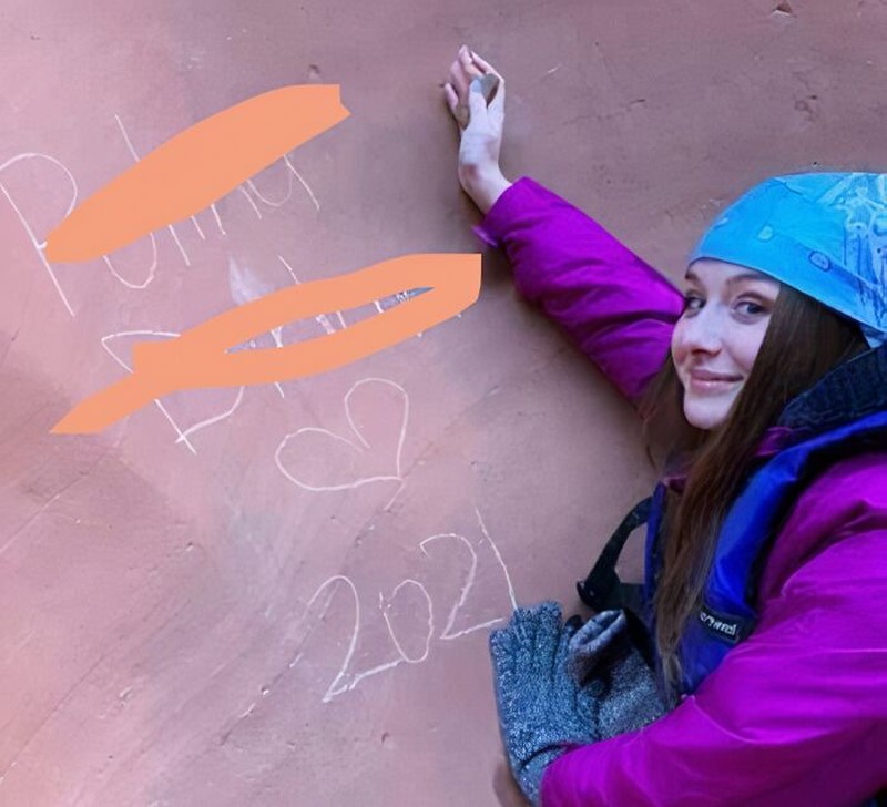 Kalau sudah punya nama atau followers yang banyak di media sosial, bukan berarti kamu jadi berhak semena-mena ke orang lain. Jangan kayak mereka ini ya, Dek.