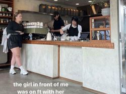 Kelakuan Absurd Si Paling Influencer, Tak Patut Ditiru