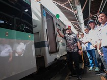 Gubernur Jateng Berangkatkan Peserta Program Balik Rantau Gratis