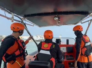 Nelayan Hilang Kontak di Perairan Karimun, Tim SAR Gabungan Lakukan Pencarian