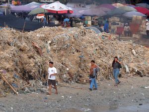 Sampah Wisatawan di Bali Sudah Dipikirkan Sejak Zaman Belanda, tapi...