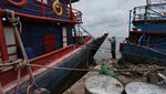 Suasana Sepi Pelabuhan Muara Angke
