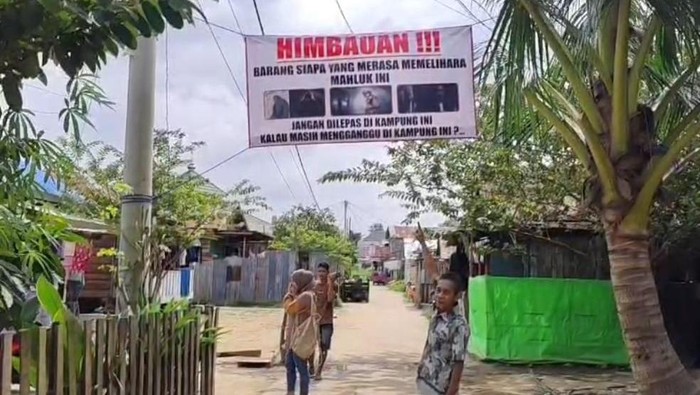 Tangkap layar video spanduk imbauan tuyul di Jakabaring