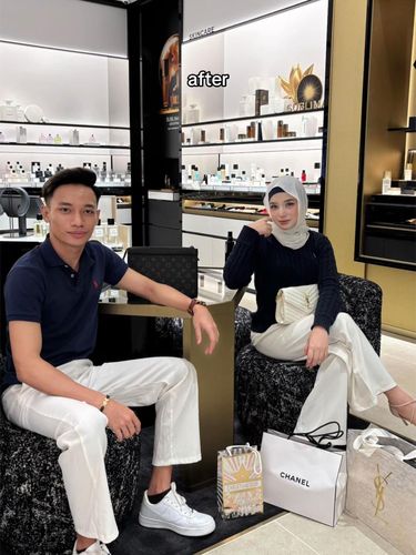 Viral! Wanita asal Malaysia pamer transformasi drastis pasangannya. Dulu tampil apa adanya, kini rapi dan elegan. Bukti nyata pengaruh positif pasangan yang tepat!