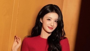 Disebut saingan Dilraba Dilmurat, visual Wang Churan jadi bahan omongan. Foto: Dok. Instagran @churan00, iQiyi