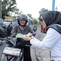 Brand Hijab Buttonscarves hingga Benang Jarum Gelar Amal Saat Ramadan