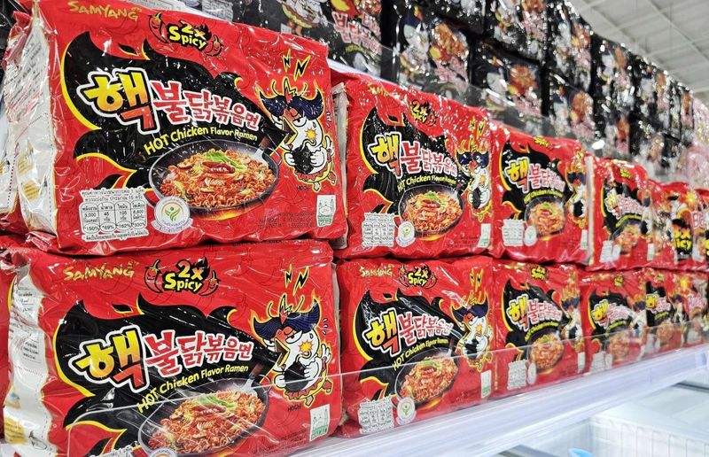 10 Makanan Ini Peredarannya Dilarang di Dunia, Ada Mie Instan hingga Jeli! 10 Makanan Ini Peredarannya Dilarang di Dunia, Ada Mie Instan hingga Jeli!
