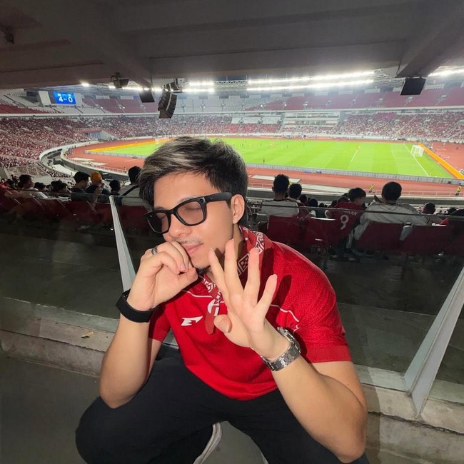 Deretan Selebritas Nonton di GBK Pertandingan Indonesia Vs Saint Kitts & Nevis