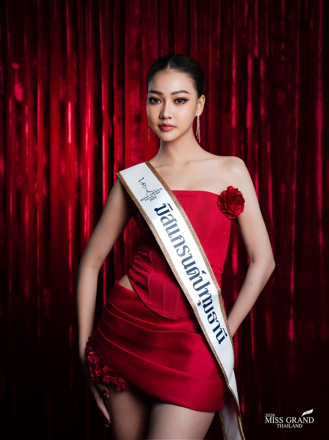 Sebelum tampil di panggung besar Miss Grand Thailand, Kamolwan telah mengikuti berbagai kompetisi lokal. Foto: Dok. Miss Grand Thailand