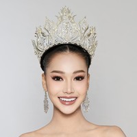 Senyum Manis Kamolwan Chanago, Calon Ratu Kecantikan yang Veneer Giginya Lepas