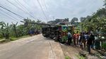 Penampakan Kereta Kelinci di Mojokerto Terguling Tewaskan 1 Penumpang