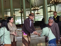 Mangkunegara X Gelar Halalbihalal-Riyaya Kupat, 4.000 Ribu Porsi Ketupat untuk Warga
