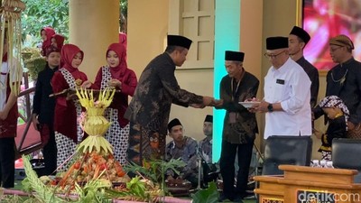 Potret Semarak Kupatan di Kampung Coklat Blitar
