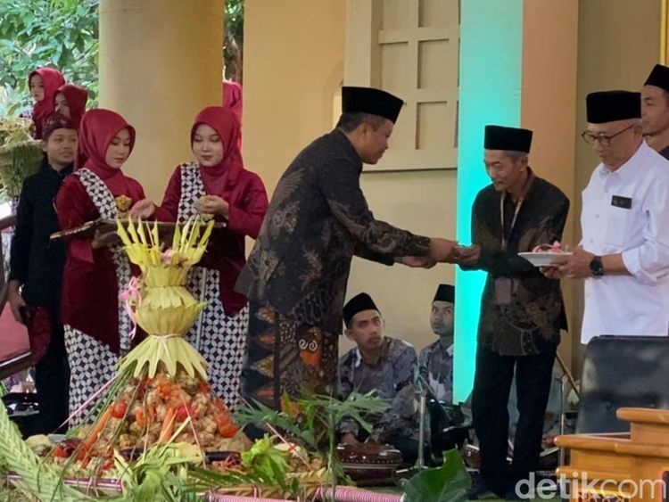 Potret Semarak Kupatan di Kampung Coklat Blitar