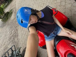 Penampilan kasual Lisa menarik perhatian penggemar. Foto: dok. Instagram @lalalalisa_m