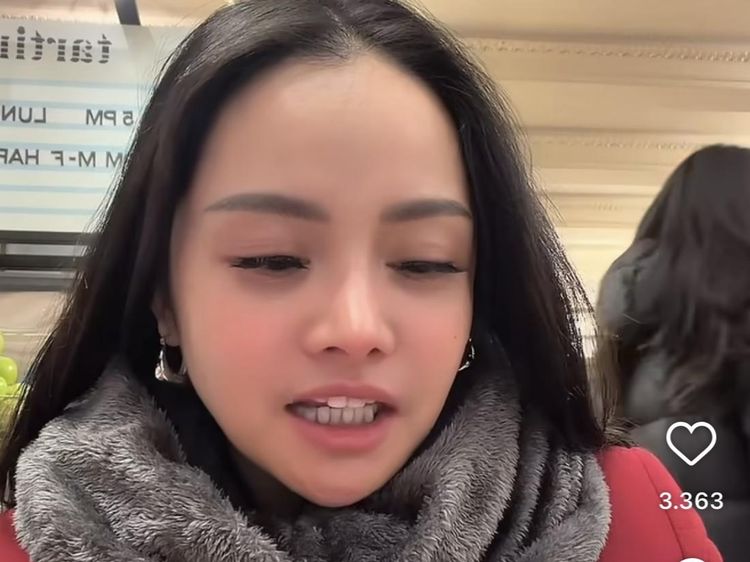 Mawar AFI Asyik Minum Kopi hingga Masak Indomie di Amerika!