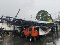 Desakan Korban Reklame Raksasa Tumbang di Buahbatu Bandung