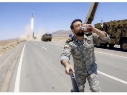 Viral Video AI Jenderal Iran Main Skateboard di Depan Rudal, Hasil AI?