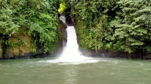 Air Terjun Penikit di Desa Belok Sidan, Kecamatan Petang, Badung. (Agus Eka/detikBali)