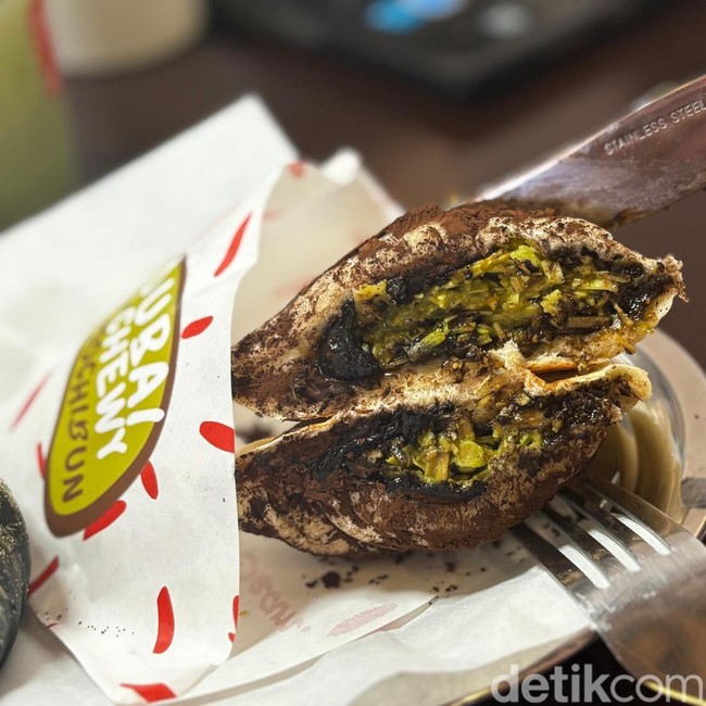 Cicip Salt Bread hingga Dubai Chewy Mochibun dari Kafe Viral di Kokas